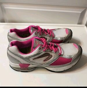 Newton Running Shoes Womens 10.5 Pink Silver Gray Mesh Training Sneakers 01611
